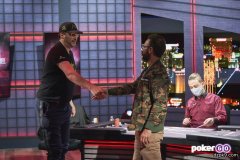 如何正确选择离桌的时机