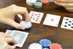 德州扑克后门花的概率就4.2%，尽量少抽啊各位