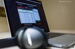 打线上扑克为什么不要诈唬