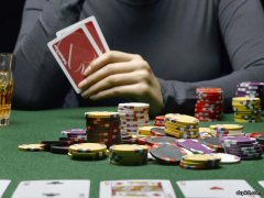 德州深筹码的正确游戏方式