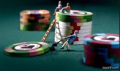 如何用暗三条对抗同花听牌