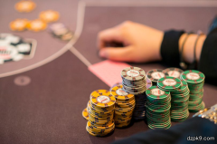 德州扑克盈利和亏损两者的相关性