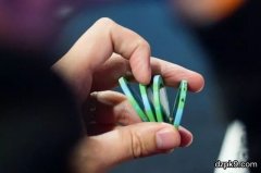 不寻常的行动导致河牌圈误判