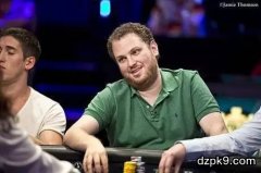 用JQ同花翻前4Bet全下，是＂鲨鱼＂还是＂疯鱼＂