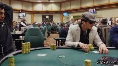 中国学霸在美国以扑克为生：打德扑不必拼爹