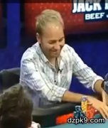 丹牛慢打坚果set遭对手河牌逆转（视频）