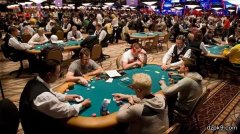 翻牌击中两对，为什么却选择了弃牌？