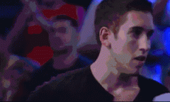 这个男人赢得100000000人民币后竟然是这种表情！