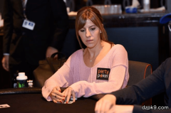 想诈唬Kristen Bicknell？