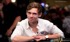 请用德州扑克语言和我聊牌