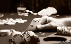 哥玩的不是德州扑克，是资本圈（当基金经理迷