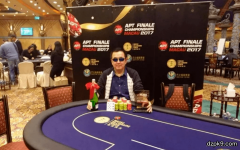 德州扑克比赛，前期紧好还是松好？