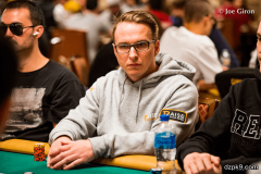 觉得打牌枯燥？说明你在进步